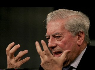 Creí­ que la Academia me habí­a olvidado: Vargas Llosa