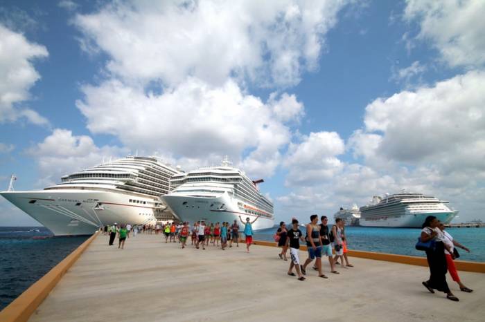 Llegan más de 100 mil turistas en cruceros