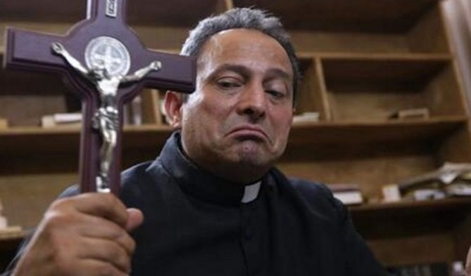 Sufre atentado Vicario de Apatzingan que vinculó al ejercito con los Templarios