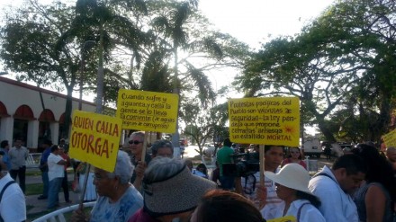 Repudian ley antimarchas en Quintana Roo; piden a Borge vetarla