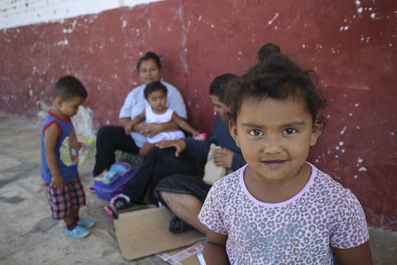 22 millones de nií±os son pobres en México, pero todos distraí­dos en las reformas.