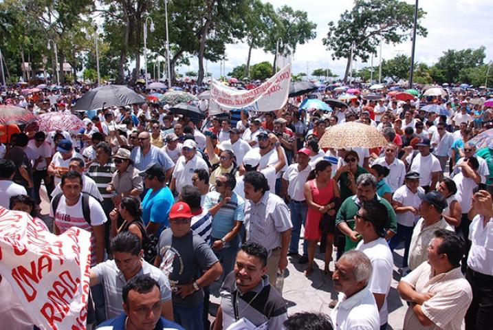 Quintana Roo: Cinco mil maestros sin tí­tulo
