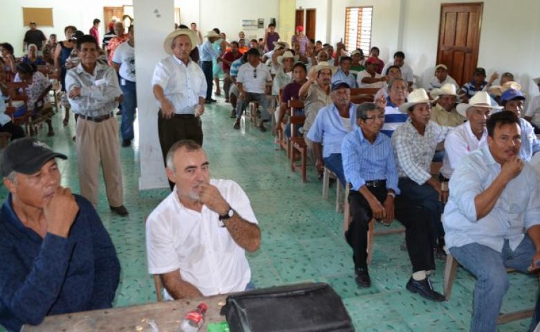 Quintana Roo: Campesinos amagan con tomar oficinas de SCT