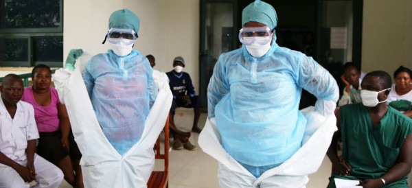 Sigue epidemia del ébola; en México la descartan; OMS explica cómo se transmite
