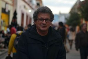 El cineasta Nicolás Echevarrí­a cuenta la historia de Santos de la Torre en el documental Eco de la Montaí±a' en el Festival de Cine de San Cristóbal. (Eugenia Coppel)