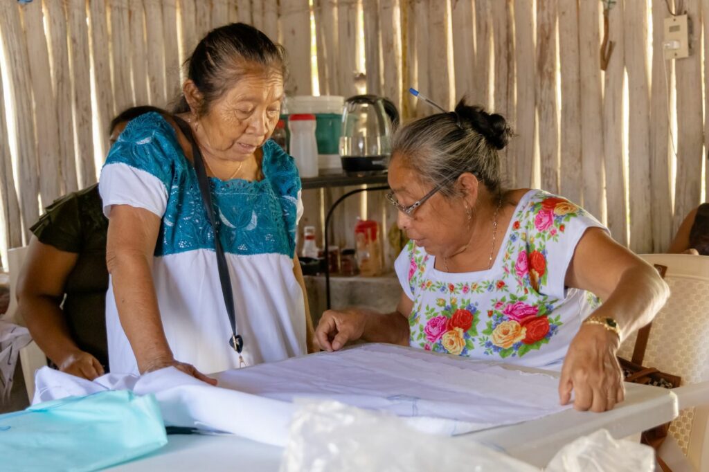 Tulum: Empoderan a mujeres artesanas de Chanchen 1 y Hondzonot